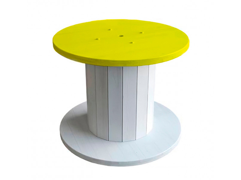 Банкетный стол-катушка с желтой столешницей