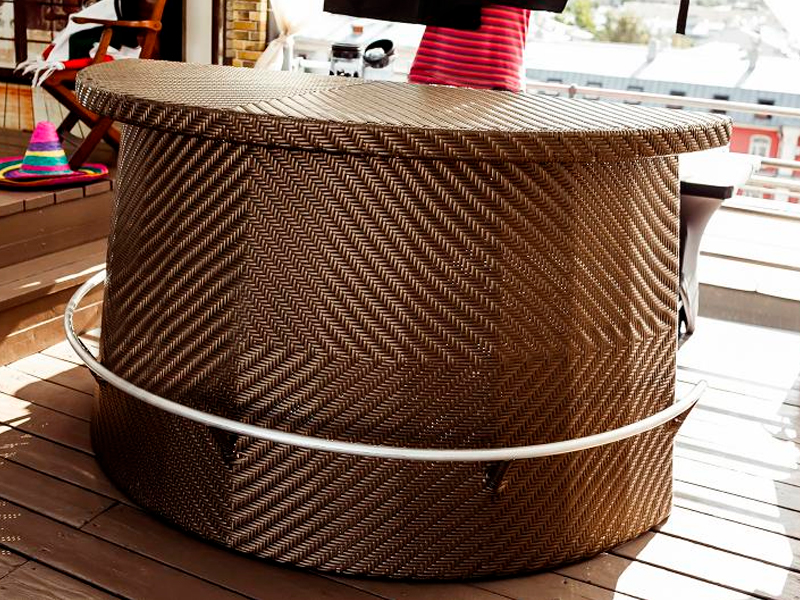 Барная стойка из ротанга