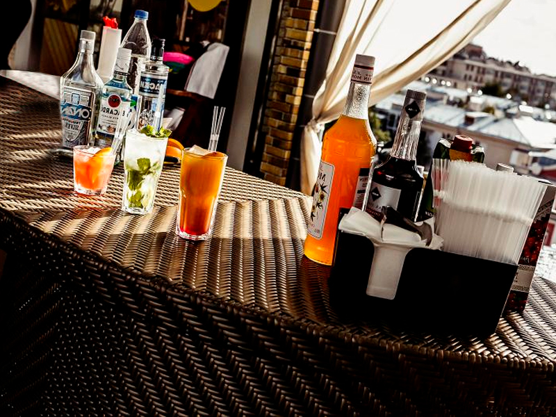 Барная стойка из ротанга