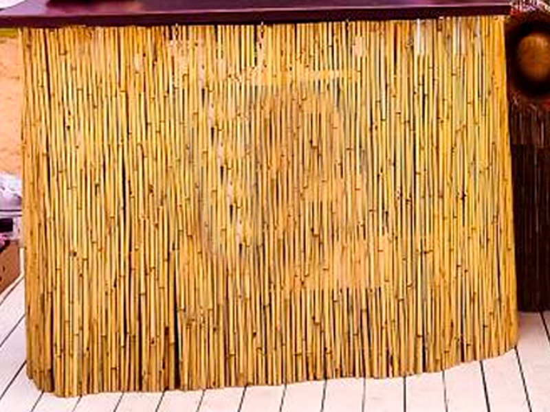 Барная стойка из тростника
