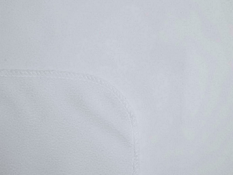 Флисовый плед белый