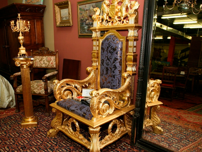 Царский трон парча