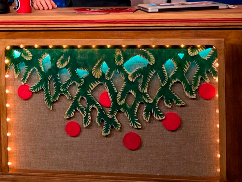 Декорация стол Ивана Урганта Новогодний