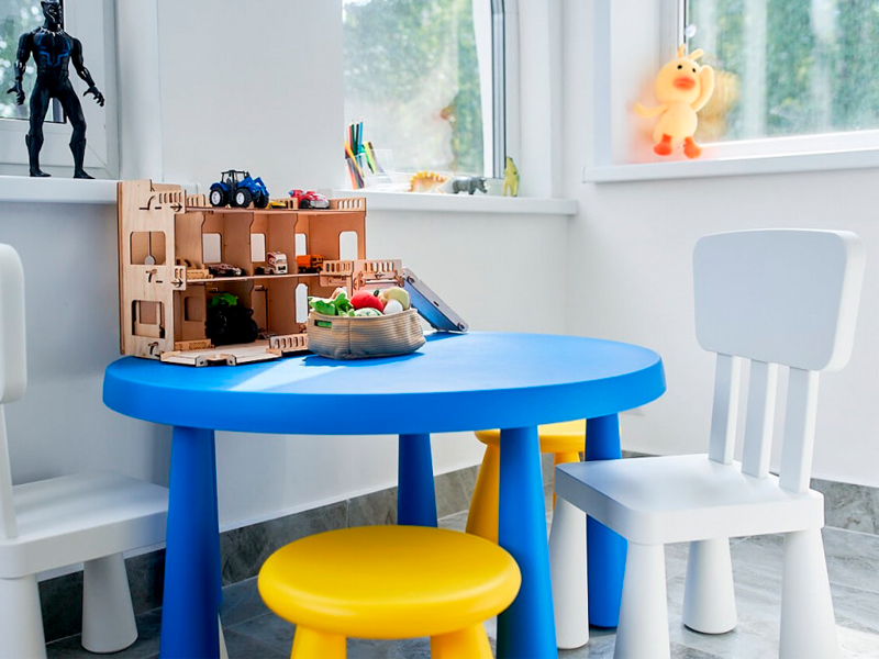 Детский стульчик Mammut белый