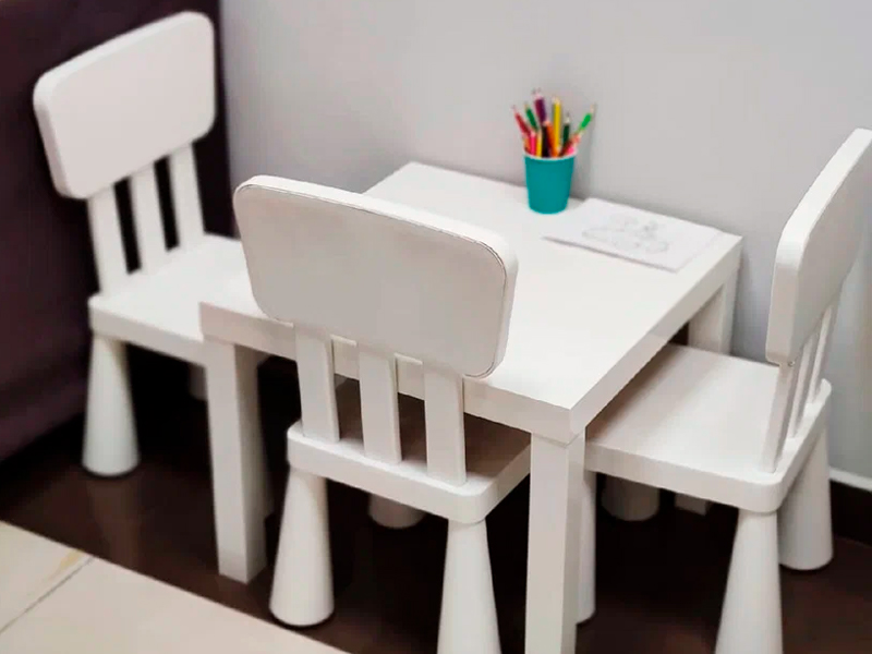 Детский стульчик Mammut белый