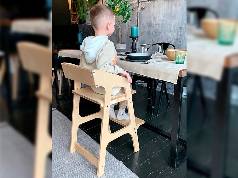 Детский стул для кормления