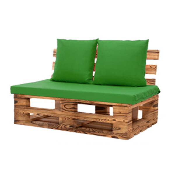 Диван из обожжённых паллет двухместный с зеленой подушкой
