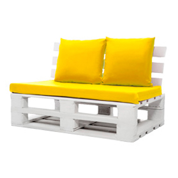 Диван из паллет двухместный белый с желтой подушкой