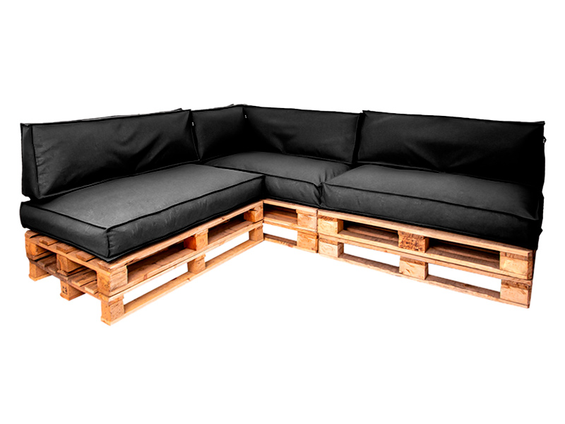 Диван из паллет угловой деревянный с черной подушкой