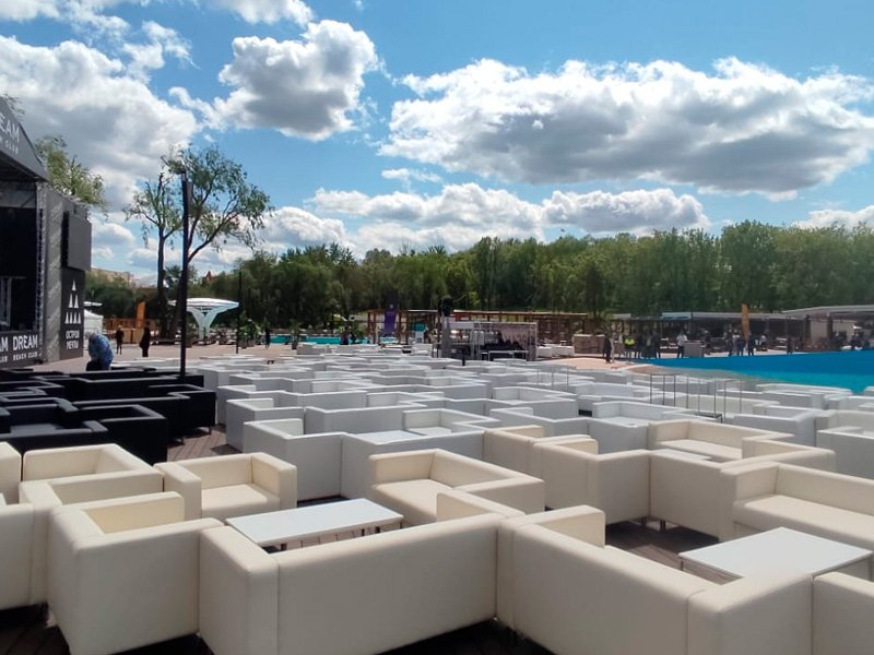 Трёхместный диван Erwin White