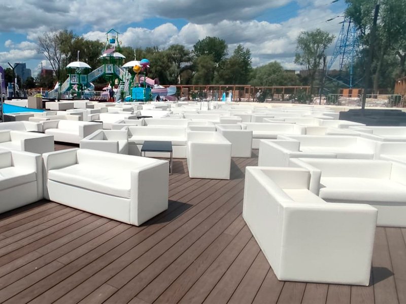 Трёхместный диван Erwin White