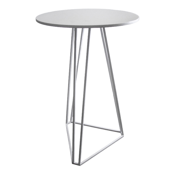 Фуршетный столик с треугольным основанием