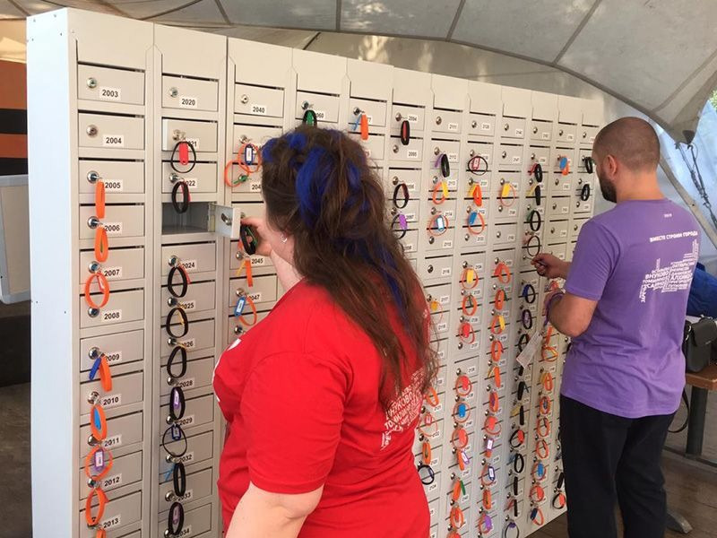 «Сейфовый» локер на 81 ячейку