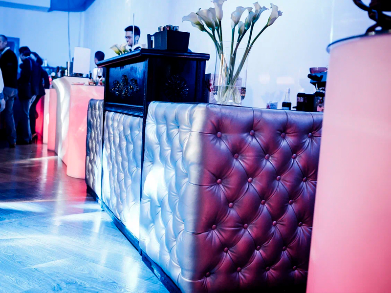 Кожаная барная стойка