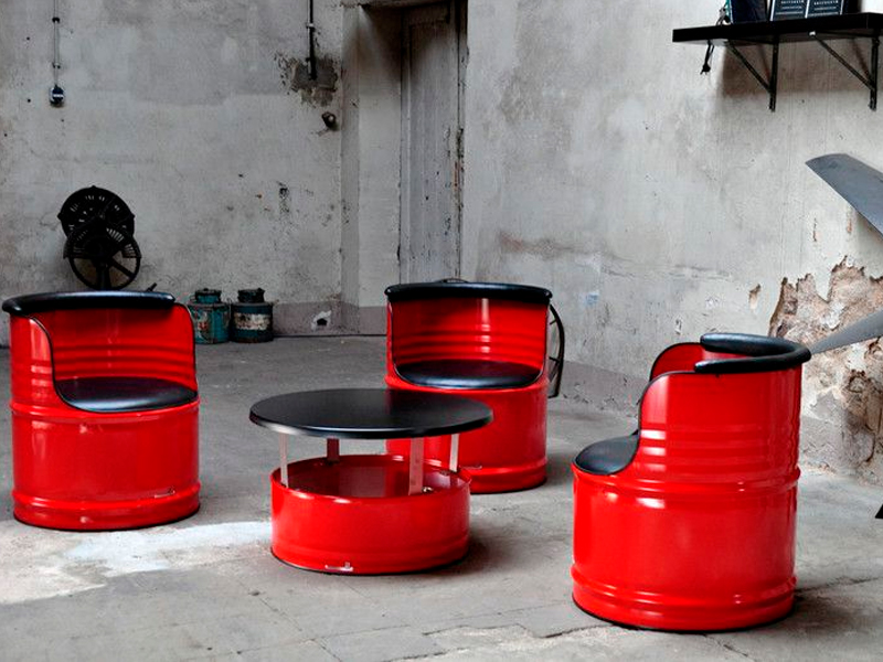 Кресло-бочка красное