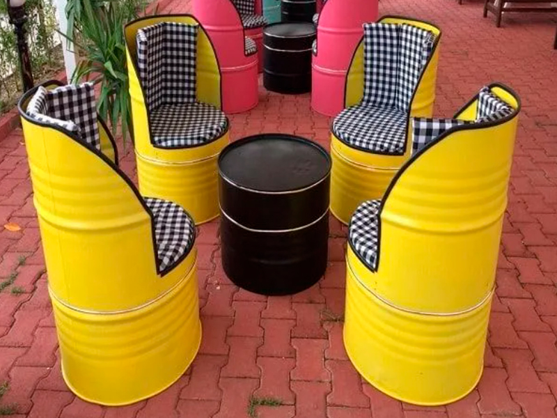 Кресло-бочка жёлтое