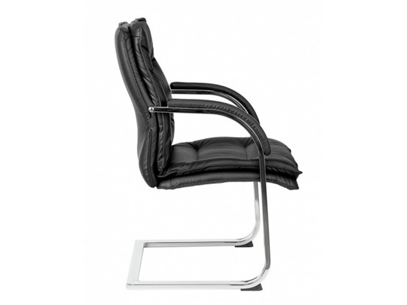 Кресло чёрное Ургант