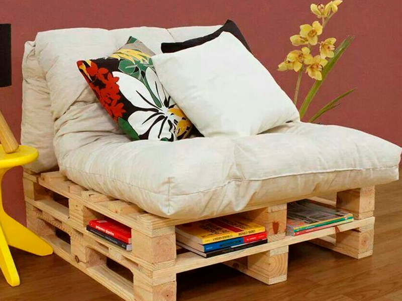 Кресло из паллет