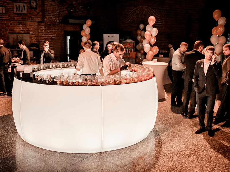 Круглая барная стойка