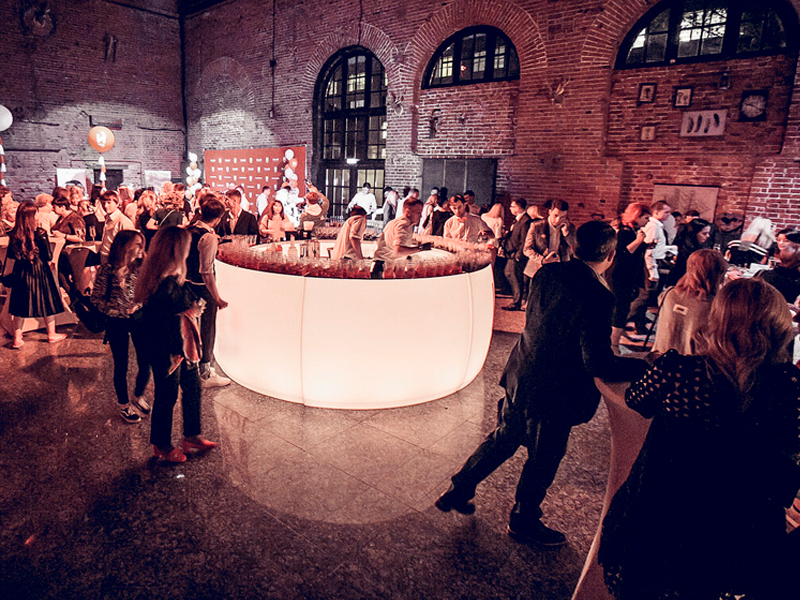 Круглая барная стойка