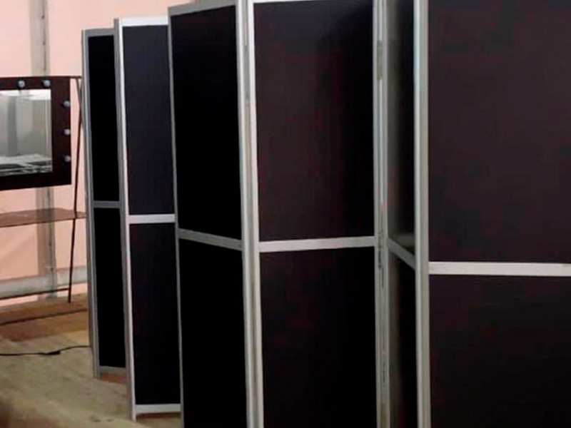Металлическая ширма чёрная