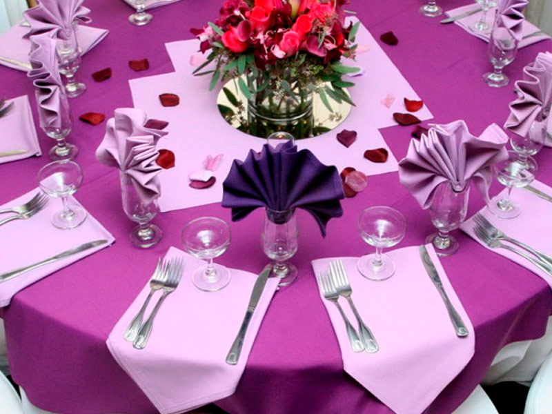 Наперон для круглого стола фиолетовый 2,2м