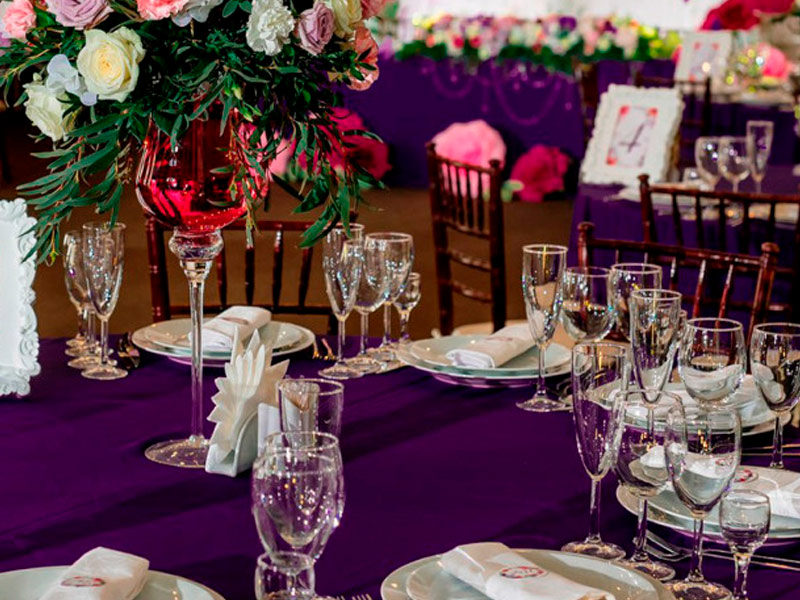 Наперон для круглого стола фиолетовый 2,2м