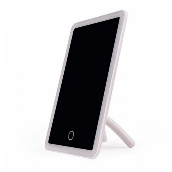 Настольное белое зеркало с подсветкой