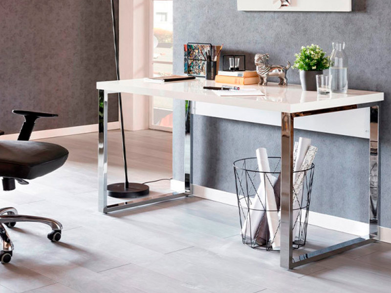 Прямоугольный выставочный стол