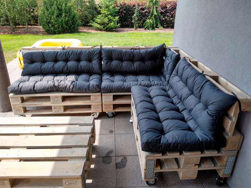 Паллетный стол деревянный