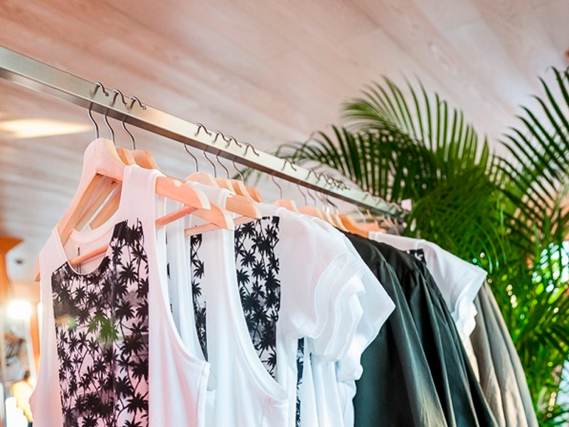 Плечики для верхней одежды Cветлое дерево