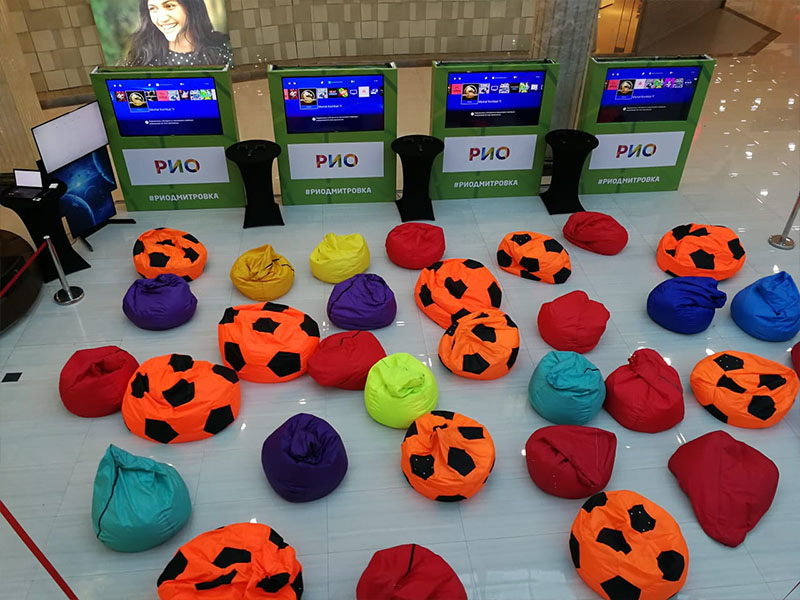 Футбольный пуфик