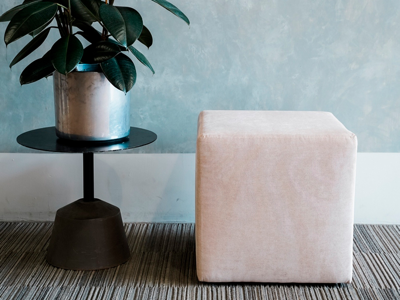 Пуфик Shape Champagne Cube