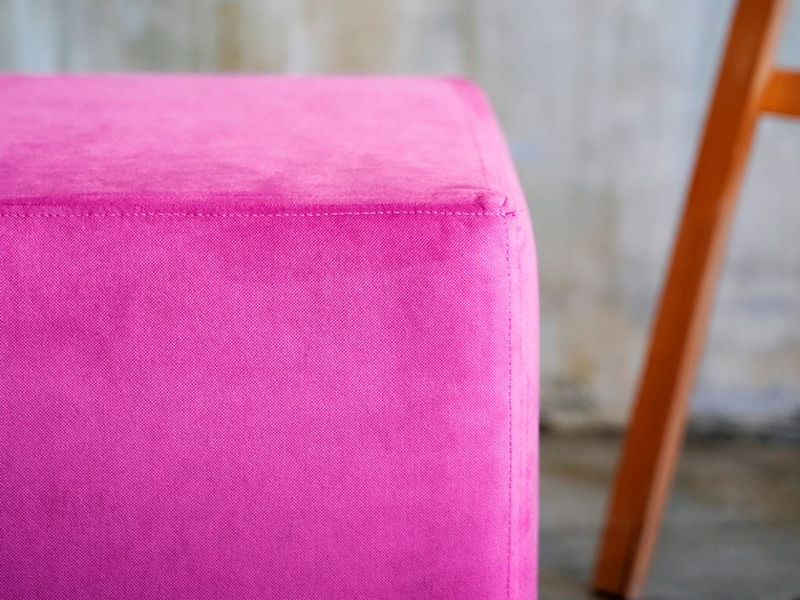 Пуфик Shape Fuchsia Cube