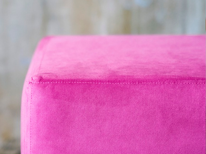 Пуфик Shape Fuchsia Cube