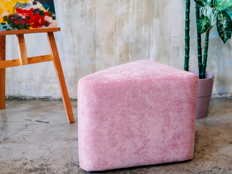 Пуфик Shape Pale Pink Triangle