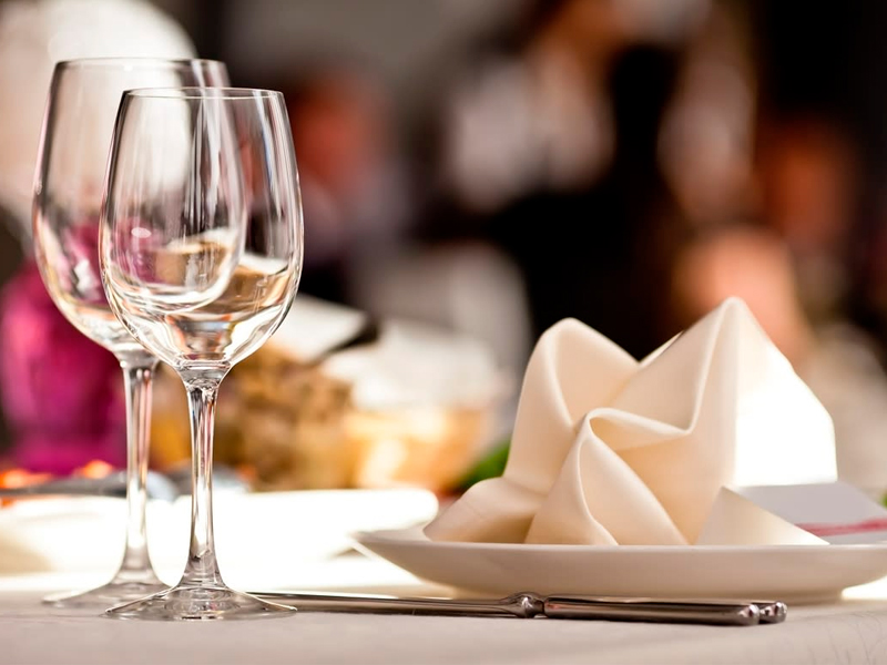 Салфетка белая «Жаккард»