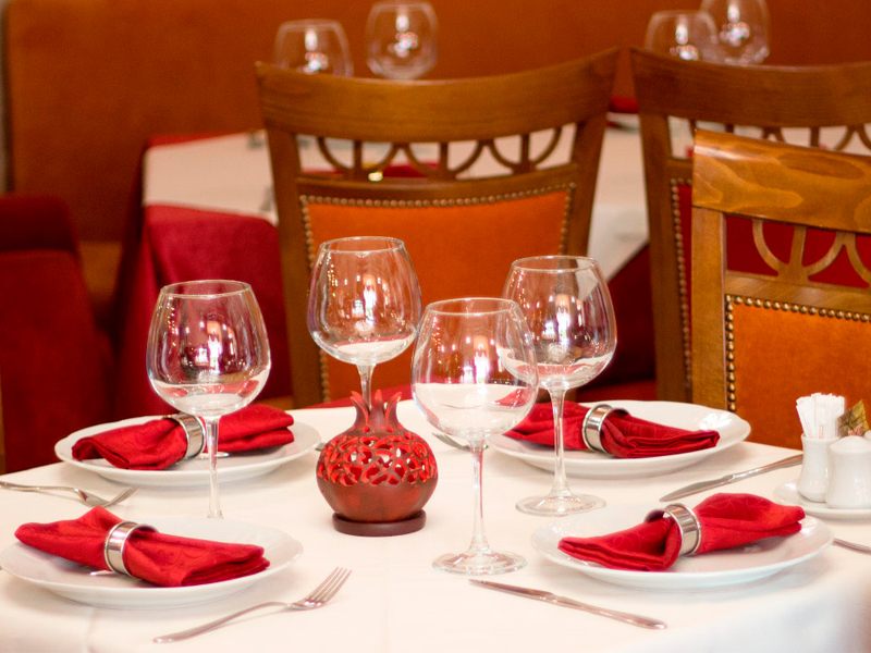 Салфетка бордовая «Жаккард»