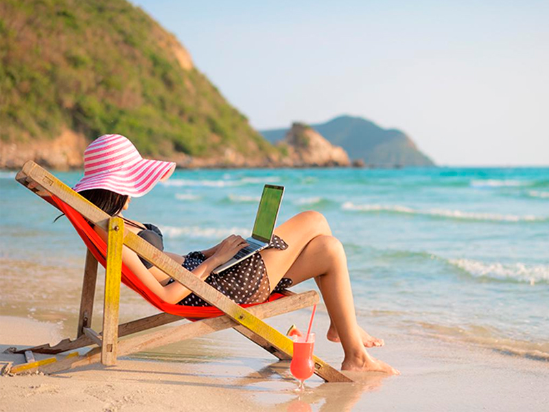 Шезлонг красный