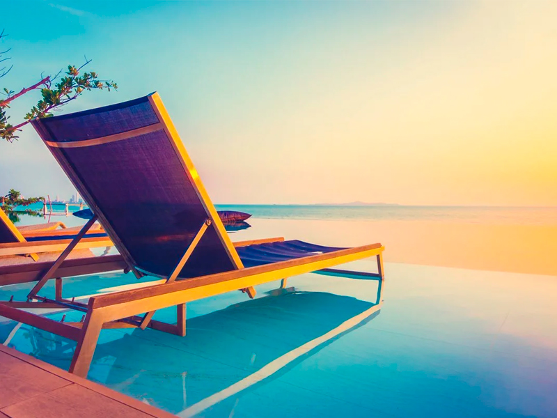 Шезлонг синий