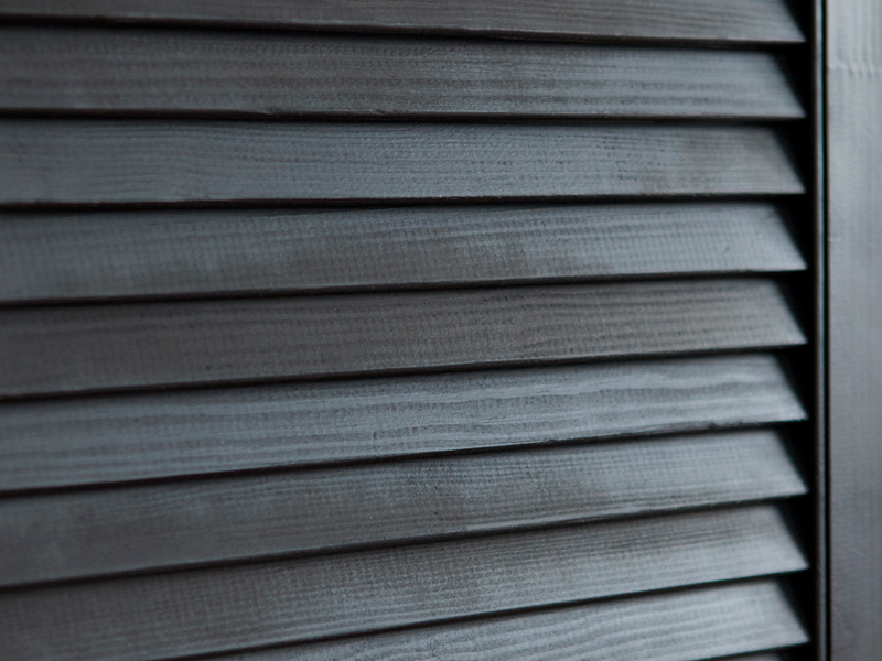 Ширма деревянная чёрного цвета