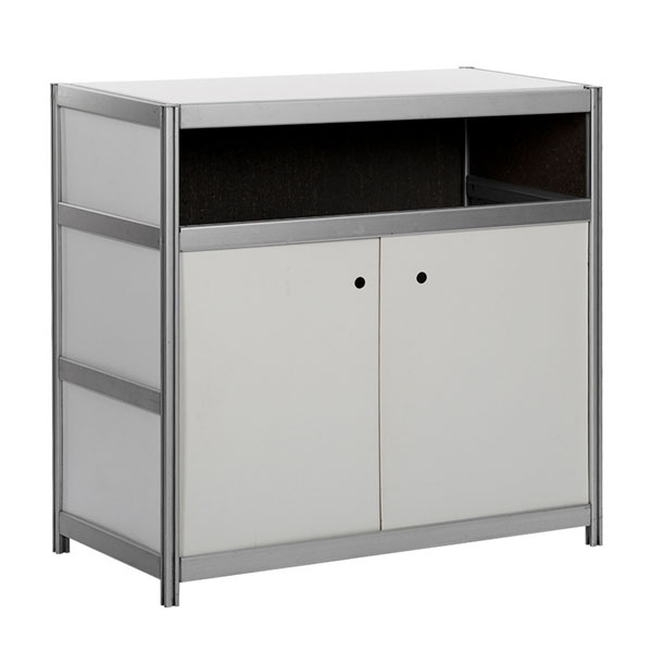 Шкаф с дверцами