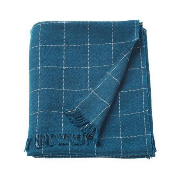 Синий плед в клетку