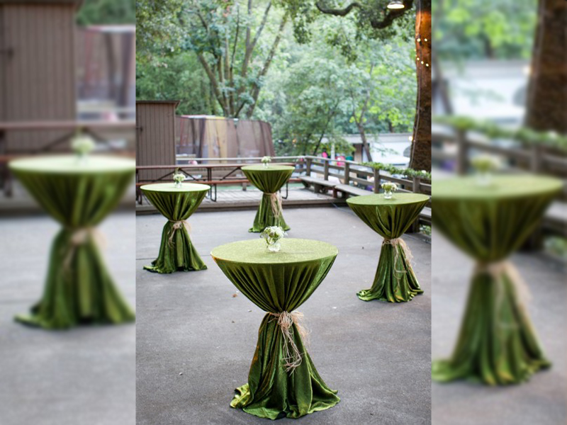 Скатерть круглая зелёная для коктейльного стола