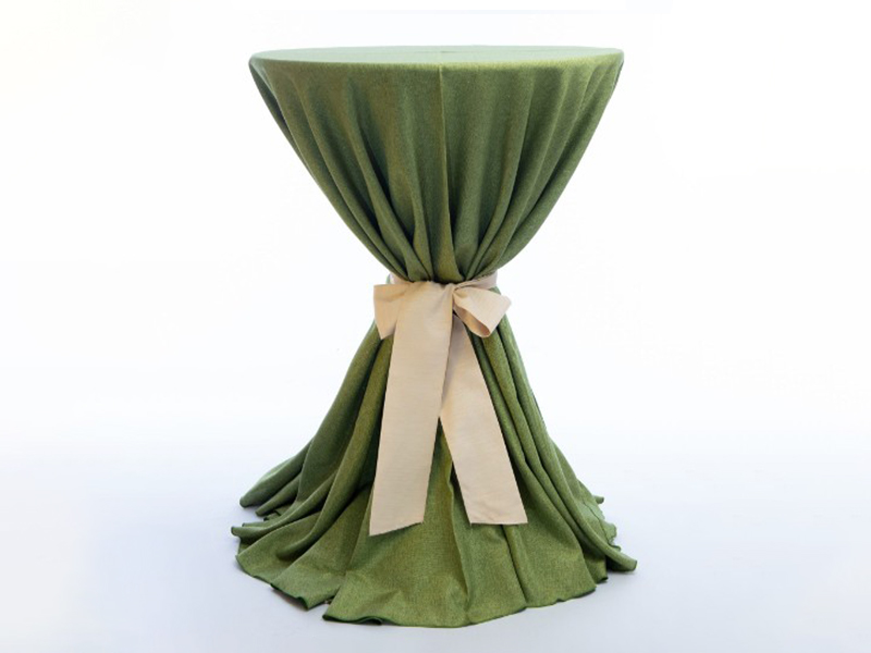 Скатерть круглая зелёная для коктейльного стола
