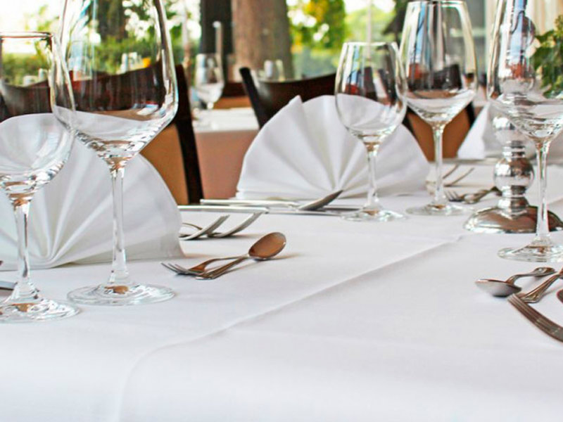 Скатерть круглая 3,2м белая