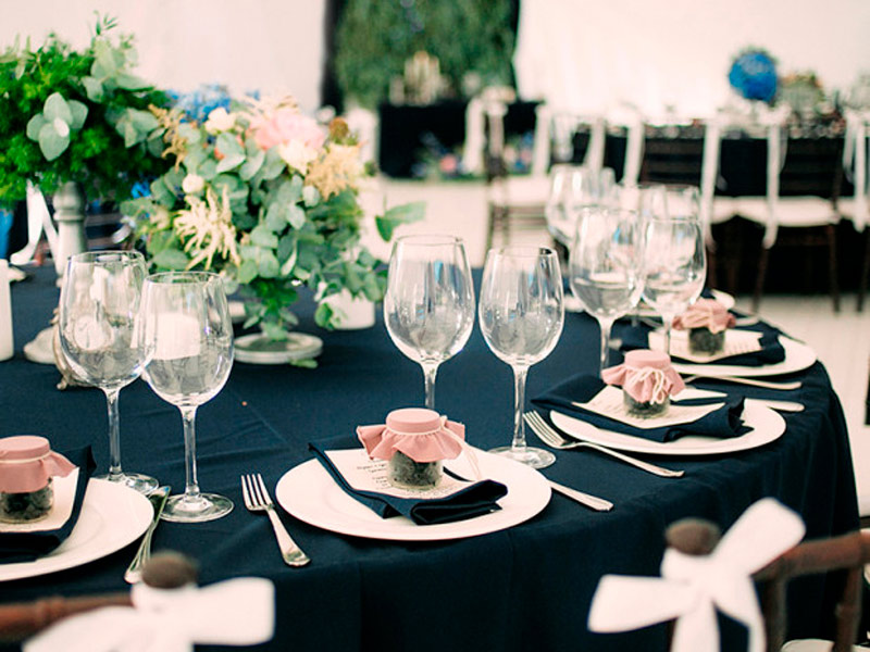 Скатерть круглая 3,2м черная «Сатен Испания»