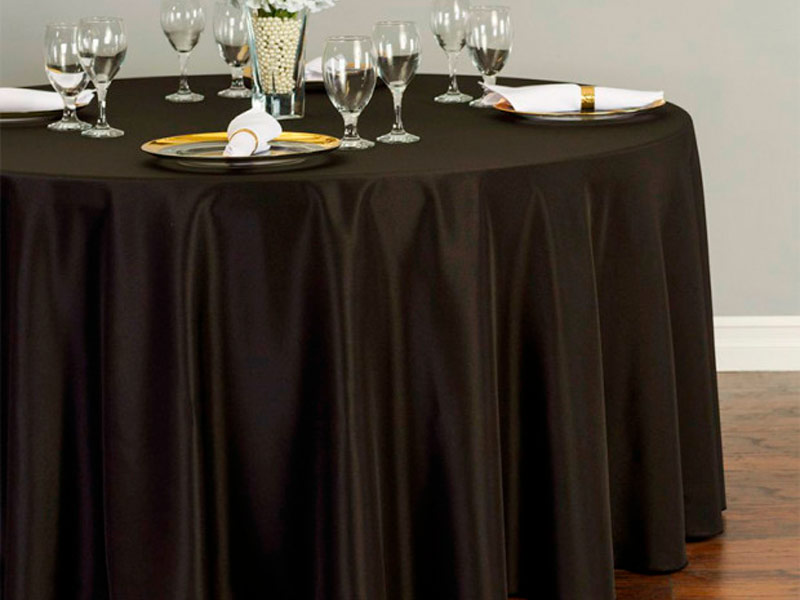 Круглая черная скатерть 3,3 м