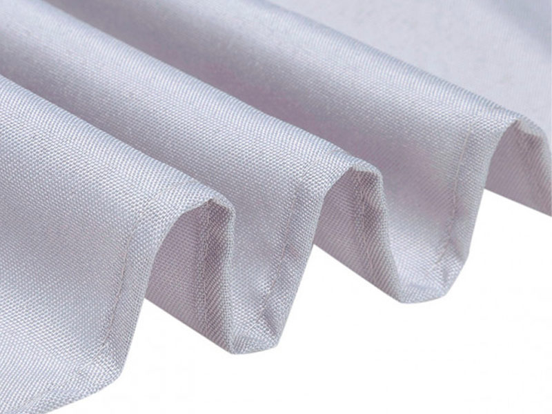 Скатерть прямоугольная 1,4×2,4м белая