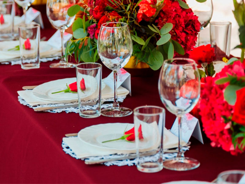 Скатерть прямоугольная 1,4-2,4м бордовая